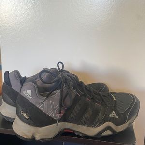 Adidas Traxion trail running hiking shoes - with goretex. Comfy, great support